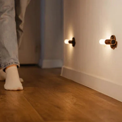 Bewegungsmelder-Wandleuchte - Kabellose Beleuchtung mit Taschenlampenfunktion