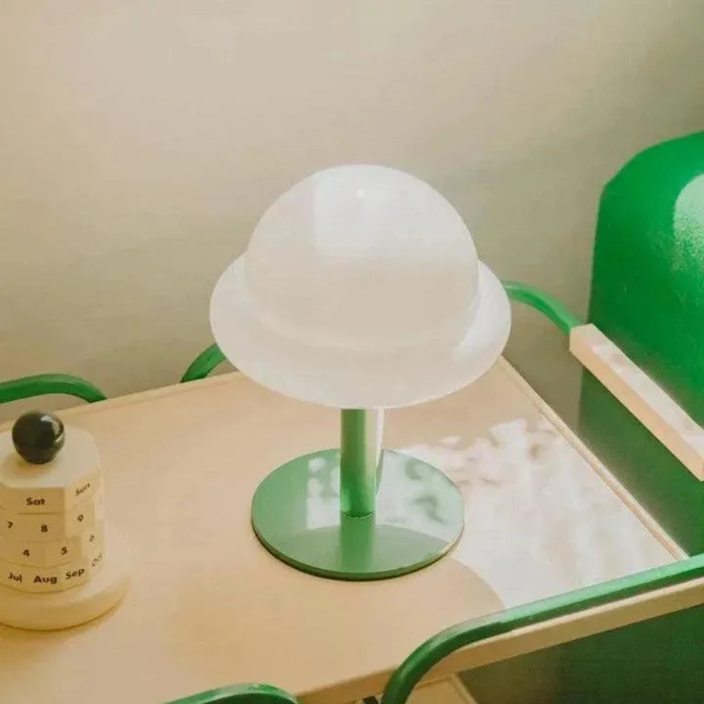 Bubblegum Tischlampe - Kompakte, verspielte Form mit sanftem Glühen