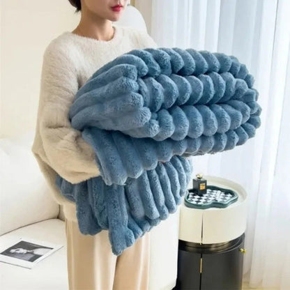 Decke mit Weicher Rippenstruktur – Ganzjähriger Komfort für Bett oder Sofa