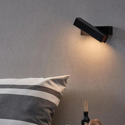 Dimmbare LED-Wandleuchte - Lineares Licht mit warmem Umgebungslicht