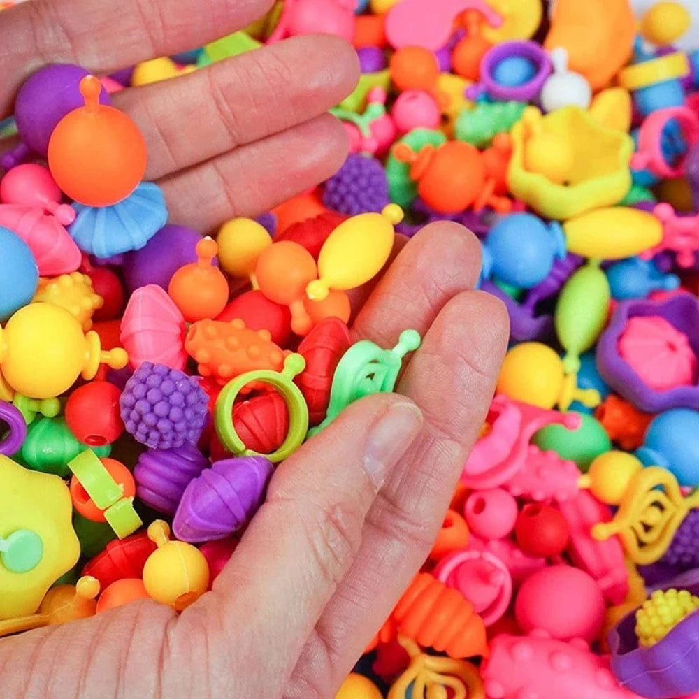 DIY-Bausatz für Armbänder und Halsketten - pädagogische Schmuckblöcke für Kinder