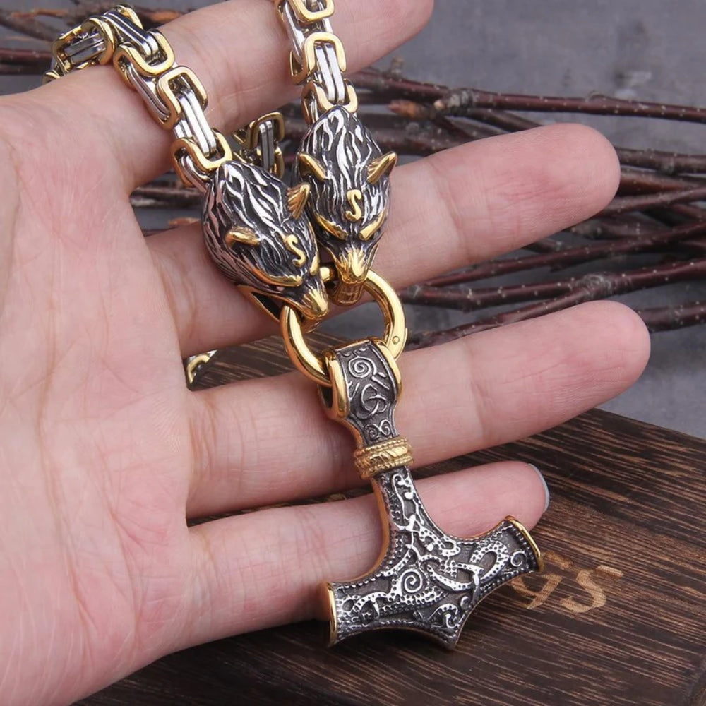Doppelter Wolfskopf & Mjolnir Halskette - Symbol für Stärke und Schutz