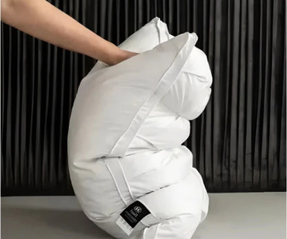 Ergonomisches Schlafkissen - Atmungsaktiver Komfort für Kopf und Nacken