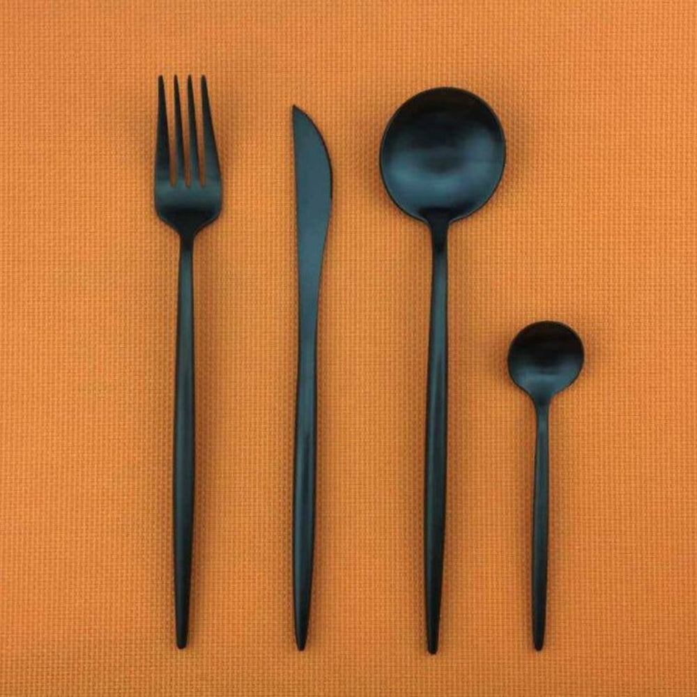 Ergonomisches schwarzes Besteckset - Messer, Löffel und Gabeln für jede Mahlzeit