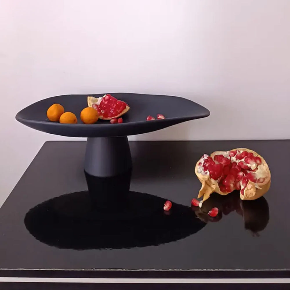 Erhöhte Design-Obstschale - skulpturaler Akzent für den täglichen Gebrauch