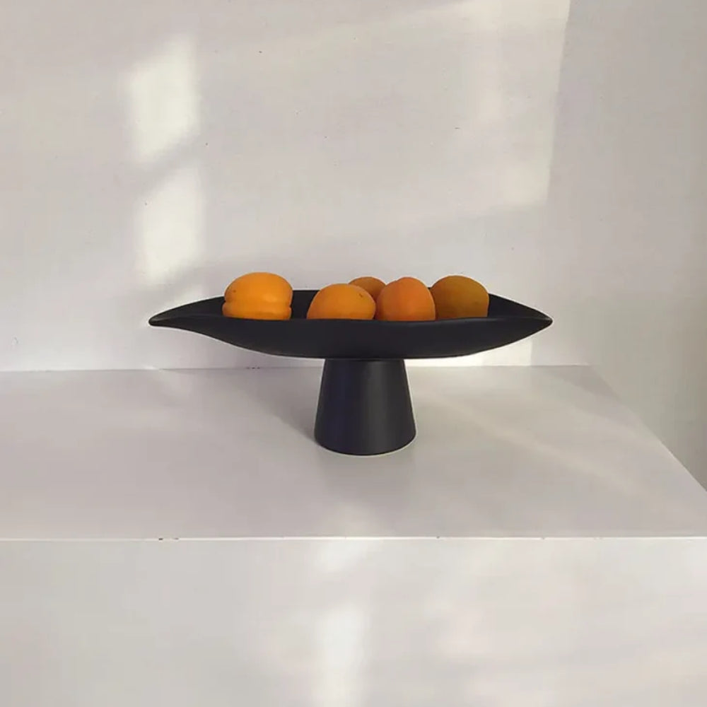 Erhöhte Design-Obstschale - skulpturaler Akzent für den täglichen Gebrauch