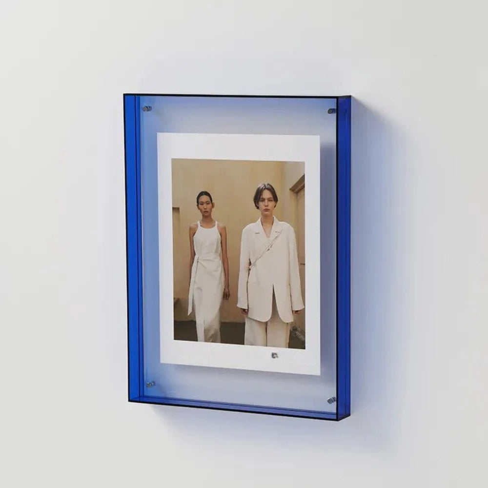 Farbiger transparenter Bilderrahmen - Modernes Display mit kreativer Note