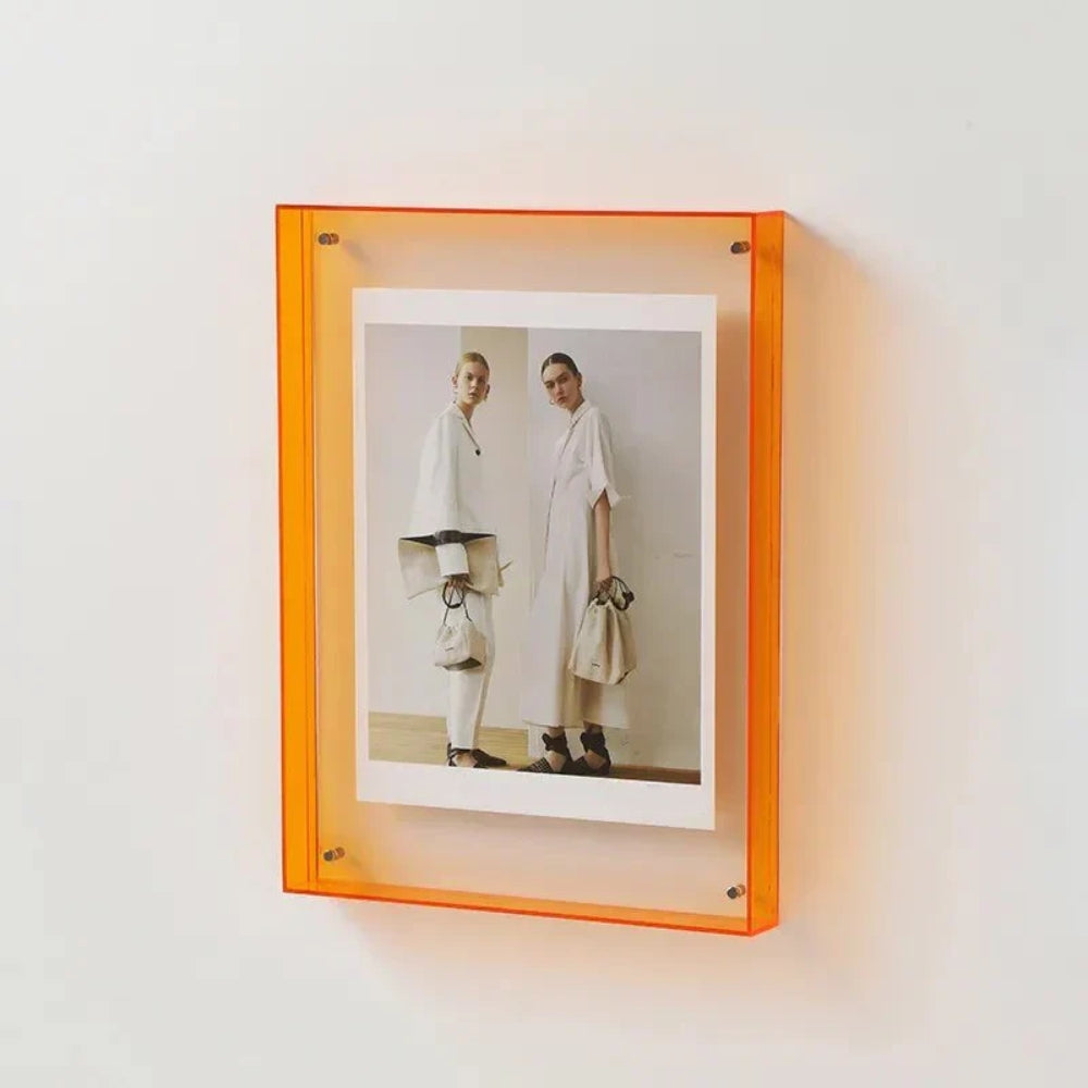 Farbiger transparenter Bilderrahmen - Modernes Display mit kreativer Note