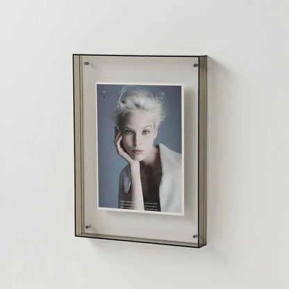 Farbiger transparenter Bilderrahmen - Modernes Display mit kreativer Note