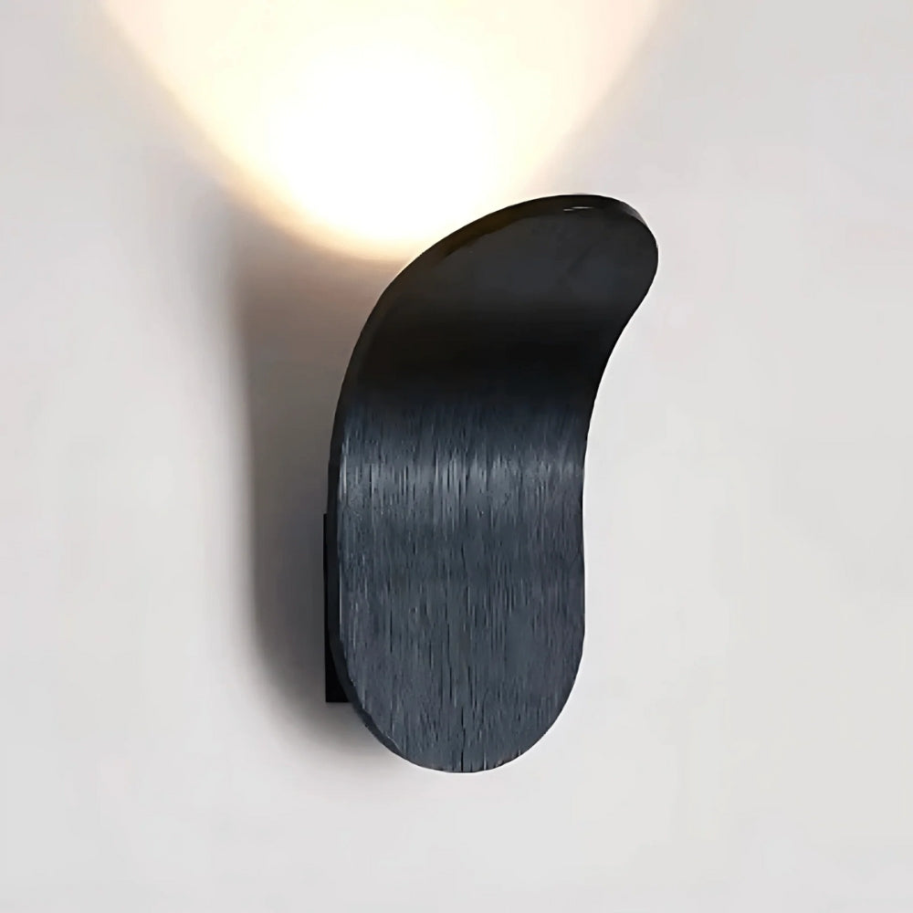 Gebogene Metall-Wandleuchte - Warmes LED-Ambientelicht Gebürstetes Finish