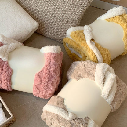 Gemütliche Winter Decke – Wendbare Decke für Bett und Sofa