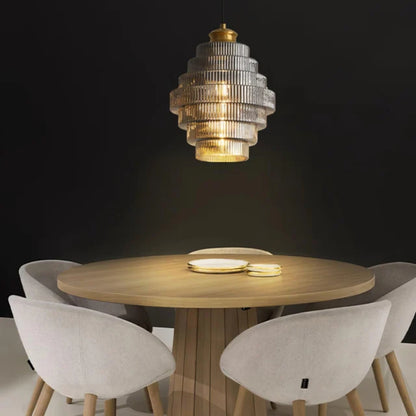 Gestufte Glas-Pendelleuchte - Weiches, diffuses Licht