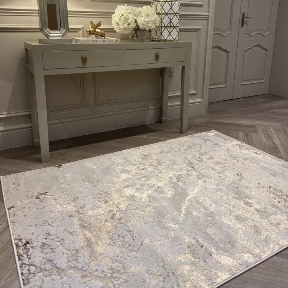 Gold- und cremefarbener Bodenteppich - Niederfloriger Stil mit Marmoreffekt