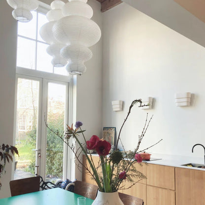 Handgefertigte Design-Hängeleuchte - dimmbar und für schräge Decken geeignet