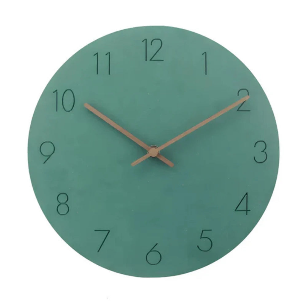 Holzwanduhr – Geräuschloses Quarzwerk