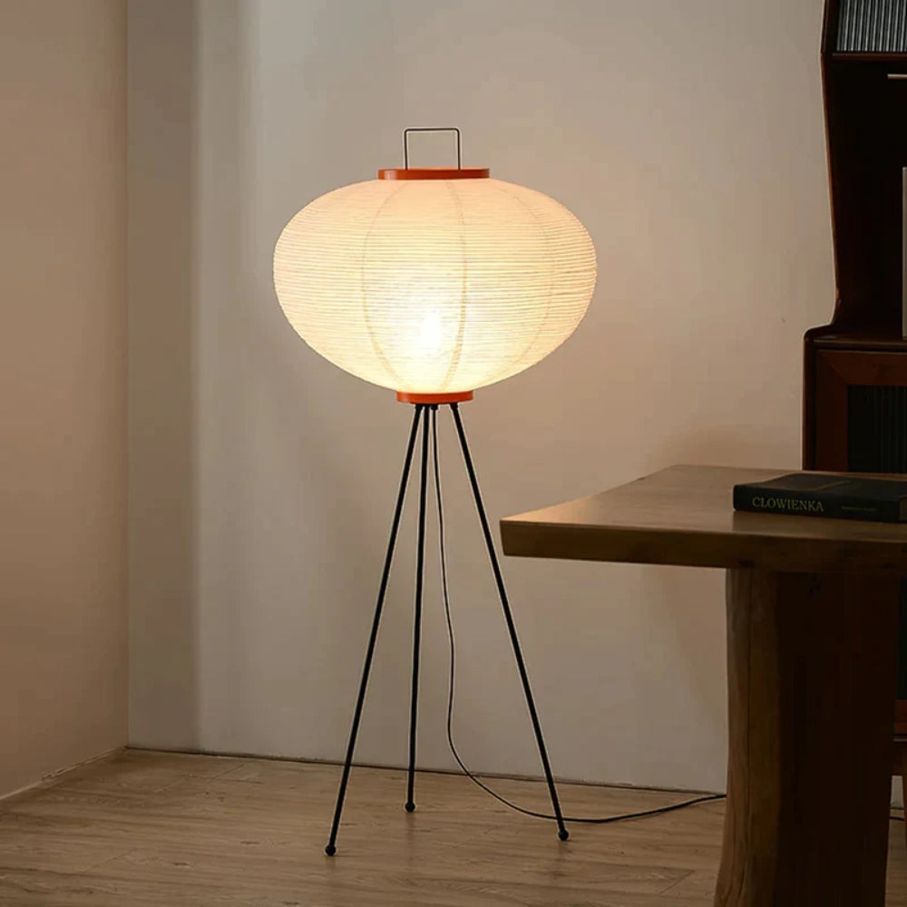 Japanische Stehlampe – Sanfte Beleuchtung