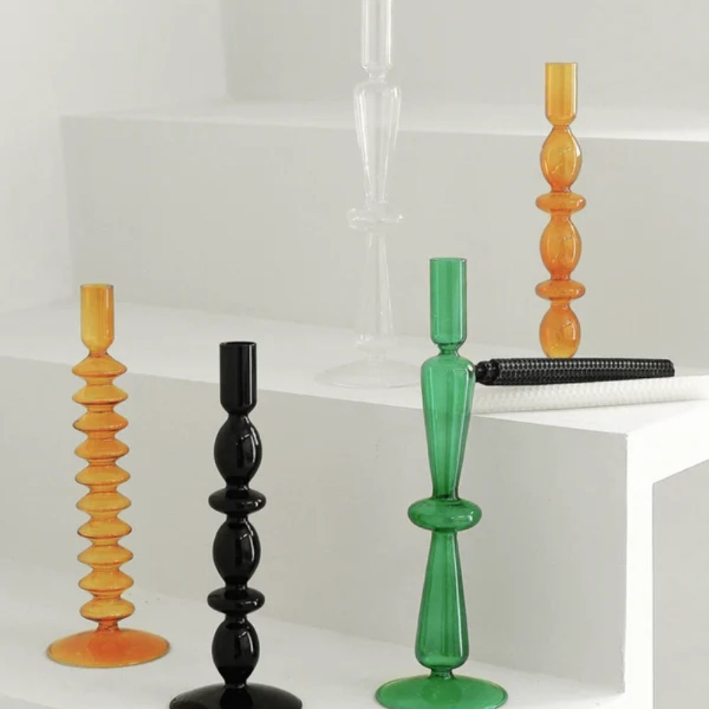 Kerzenständer aus Glas - Bunte Formen mit Retro-Appeal