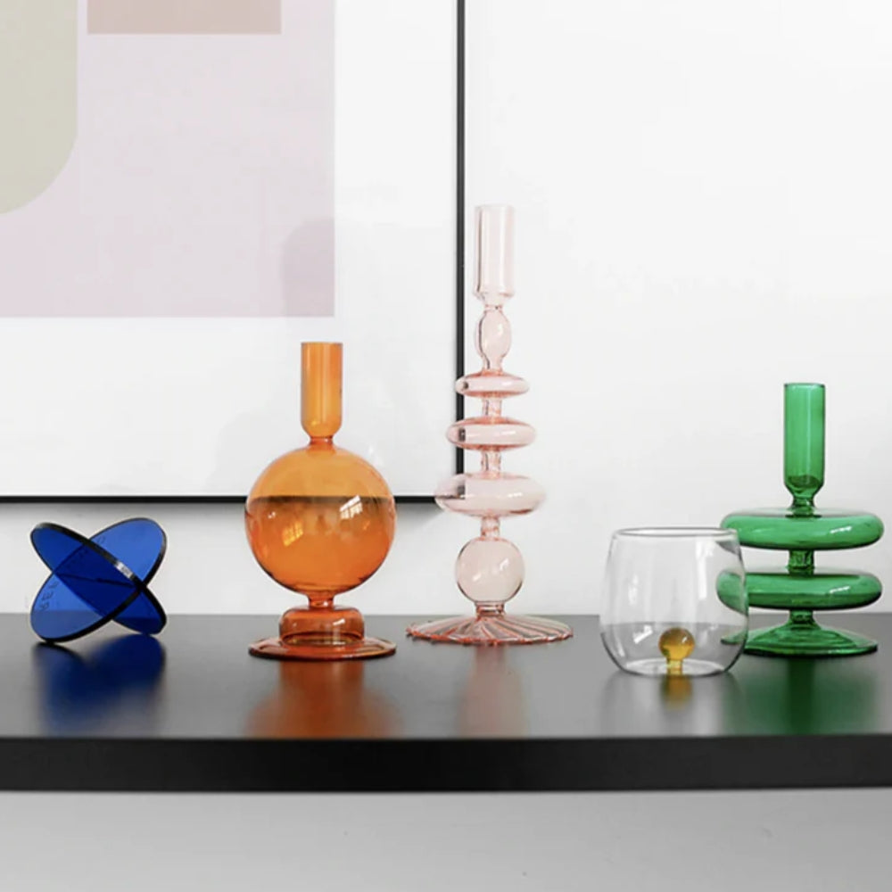 Kerzenständer aus Glas - Bunte Formen mit Retro-Appeal