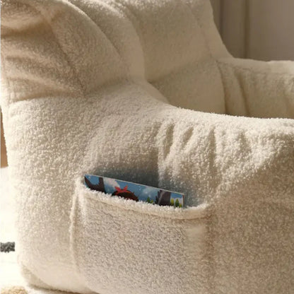 Kinderfreundlicher Sessel - weiche Unterstützung und Komfort für Kinder