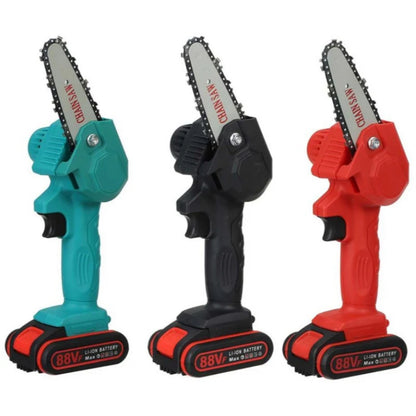 Kompakte Elektro-Kettensäge - akkubetriebenes Sägen mit einer Hand