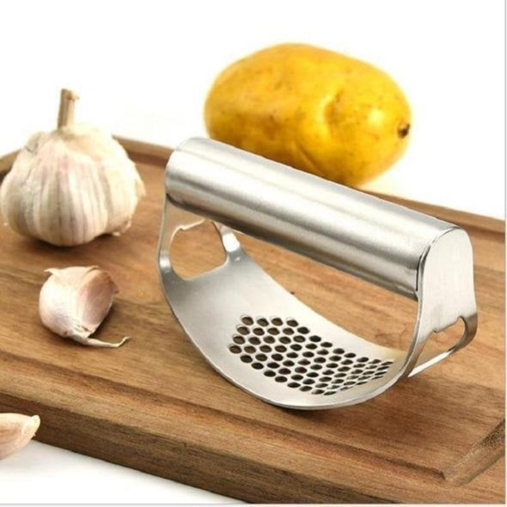 Kompakte wippende Knoblauchpresse - schnelles Zerkleinern mit komfortablem Griff