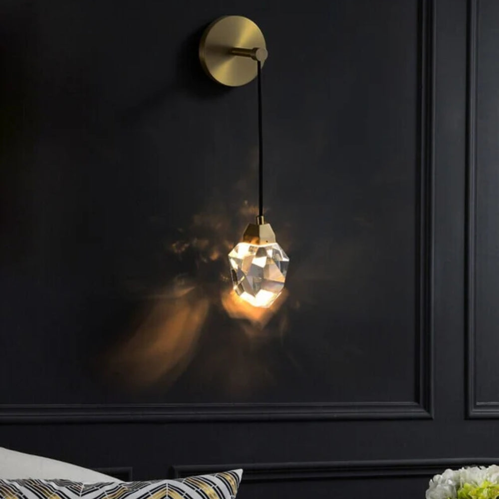 Kristallinspirierte Pendel- und Wandleuchte - stilvolle Doppelbeleuchtung