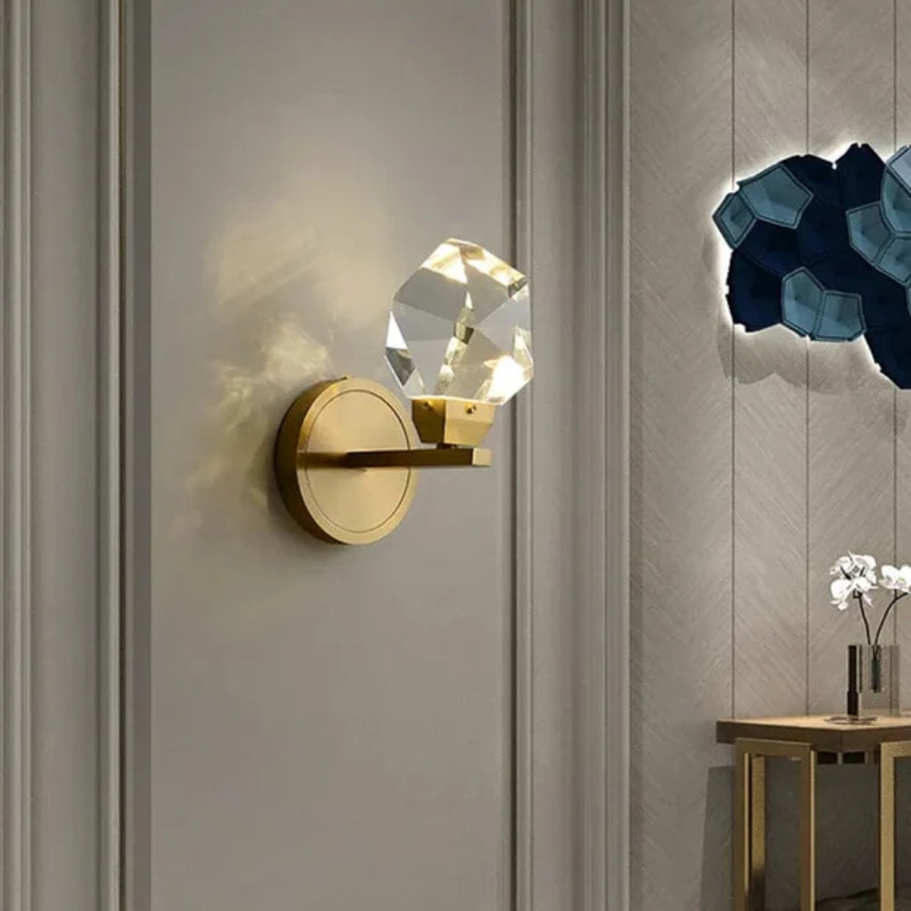 Kristallinspirierte Pendel- und Wandleuchte - stilvolle Doppelbeleuchtung