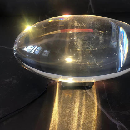 Kristallklare Tischlampe – Ovales Glasdesign & Ambientebeleuchtung mit Prismeneffekt