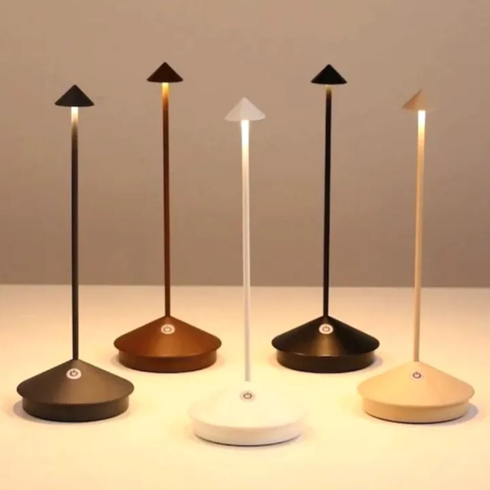LED Tischlampe – Minimalistisches Design & Dimmbares Licht