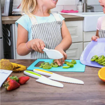 Leichtes Kochset - spielerische Essenszubereitung Zukünftiger Koch für Kinder