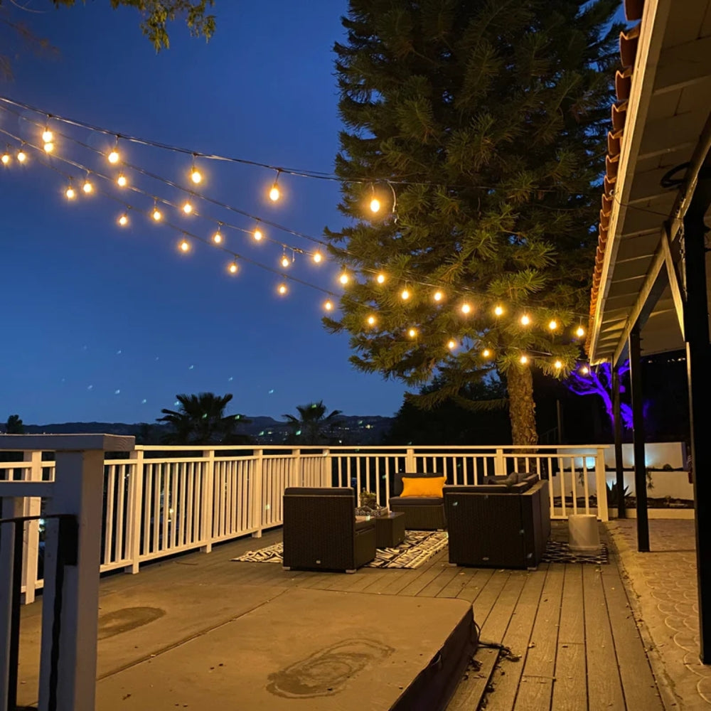 Lichterkette für draußen - wetterfeste Bistro-Beleuchtung mit weichem, warmem Licht