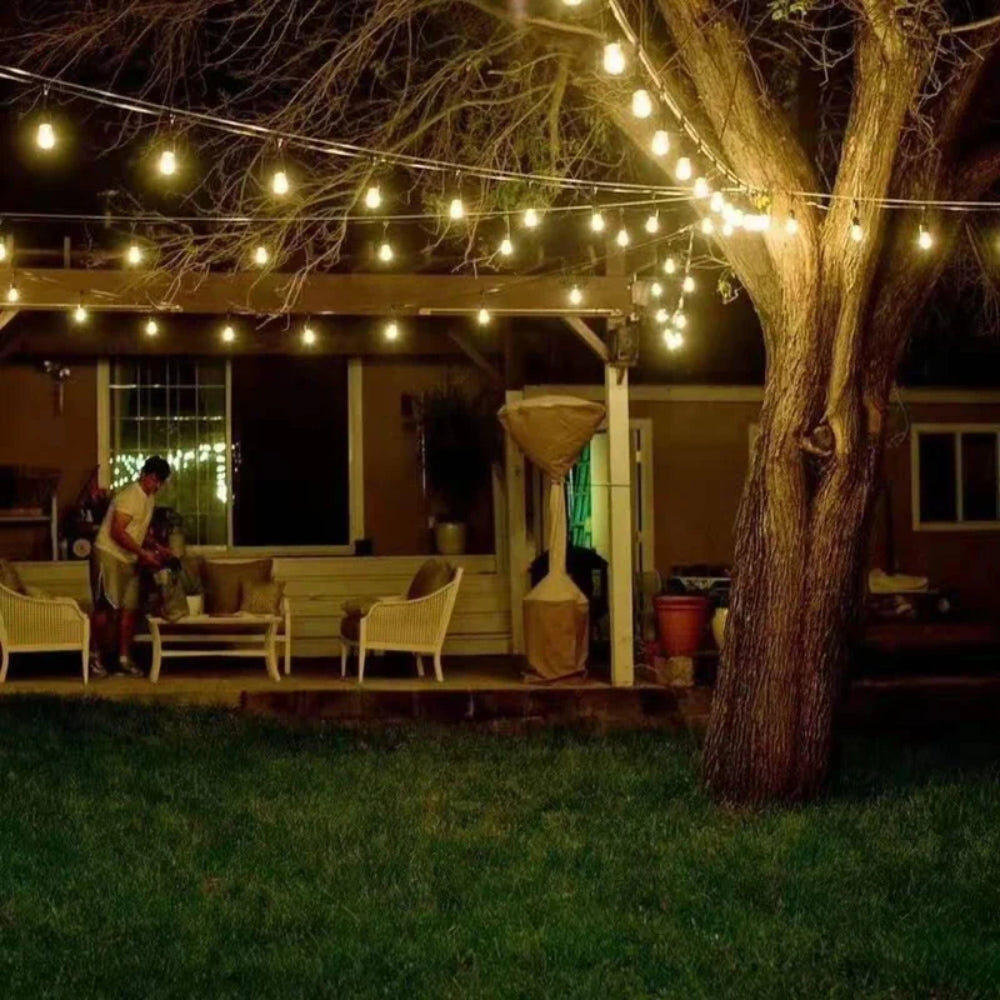 Lichterkette für draußen - wetterfeste Bistro-Beleuchtung mit weichem, warmem Licht