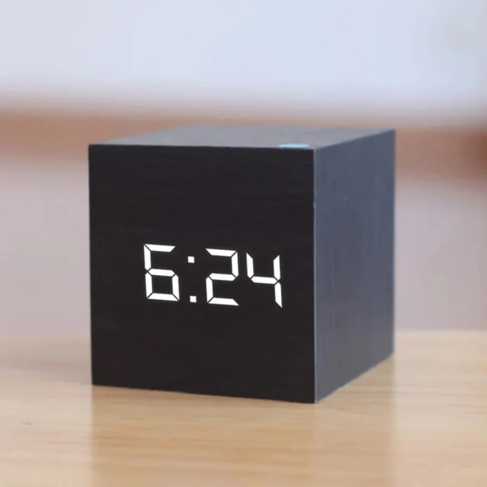 Mini-LED-Digitalwecker - Kompakt mit Nachtmodus