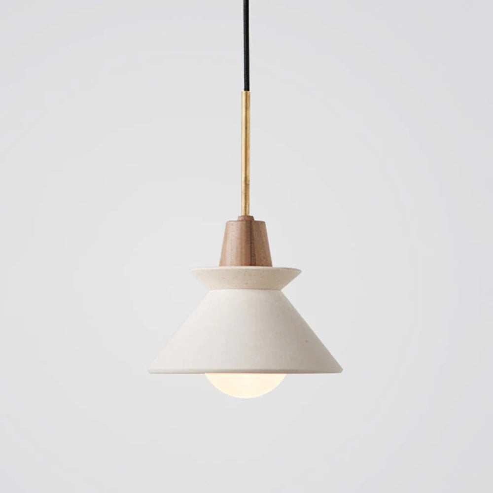 Minimalistische Kegel-Pendelleuchte - Matte Oberfläche mit natürlichem Detail