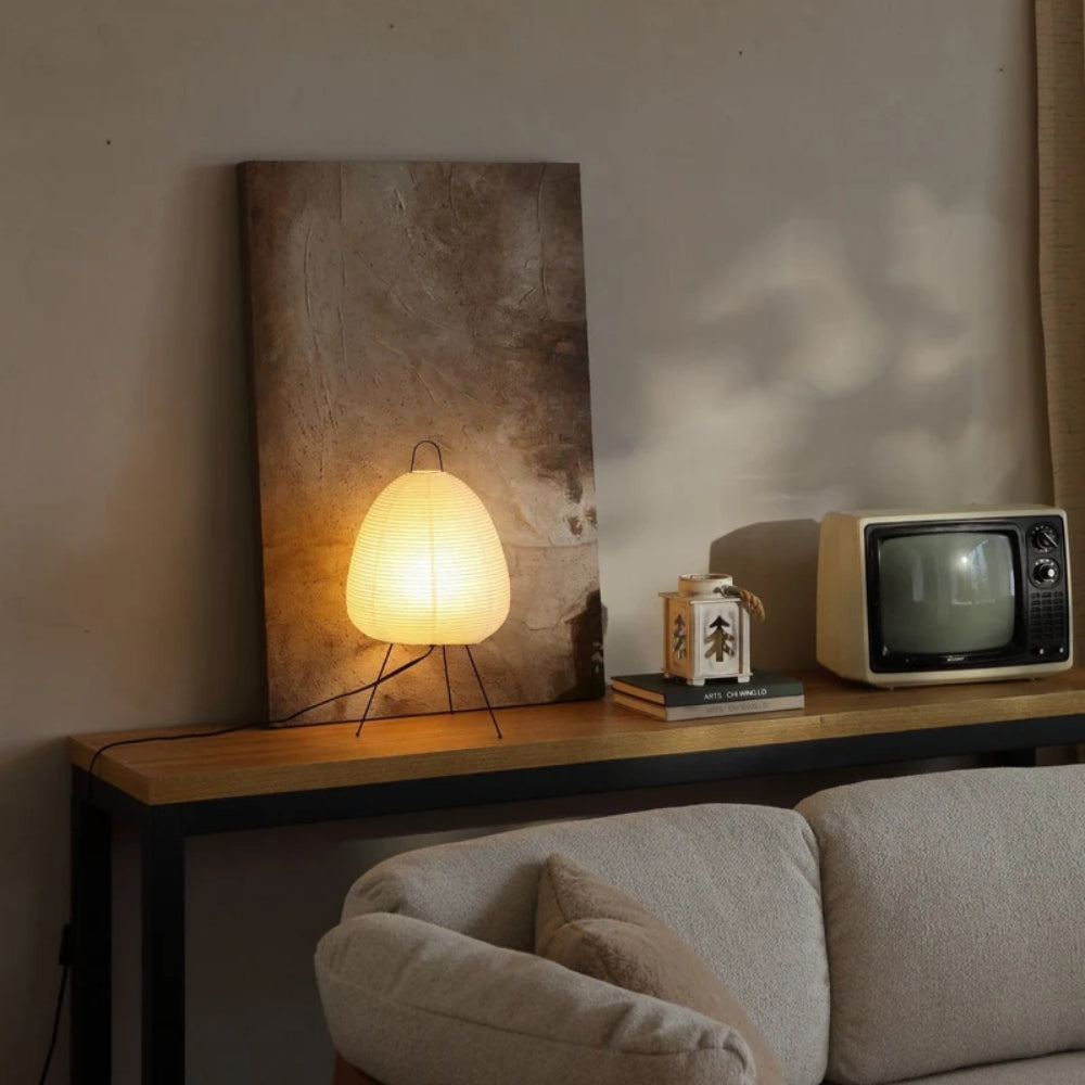 Minimalistische Tischlampe – Sanfte Ambiente Beleuchtung & Harmonisches Design