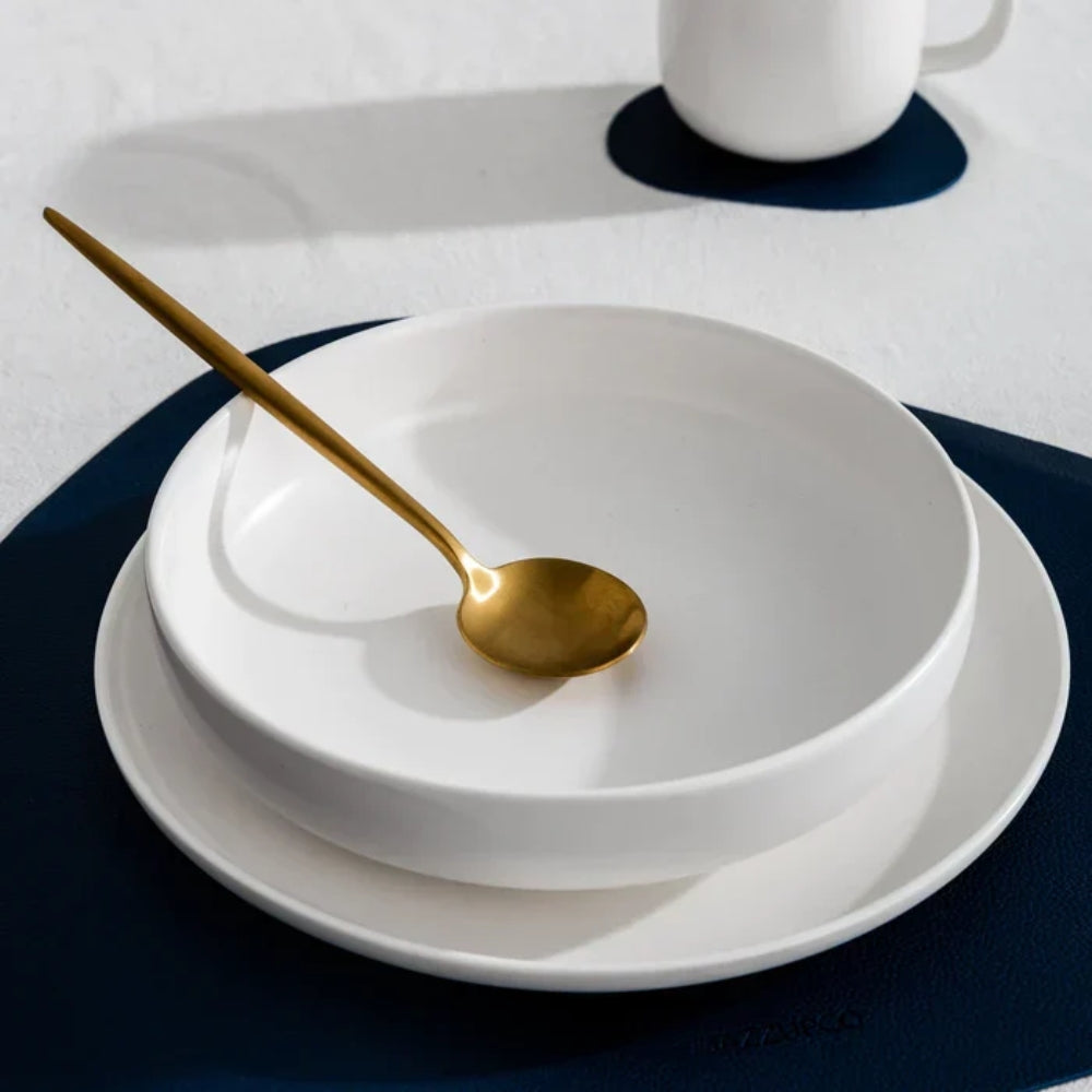 Minimalistisches Besteckset - Messer, Löffel und Gabeln für jede Mahlzeit