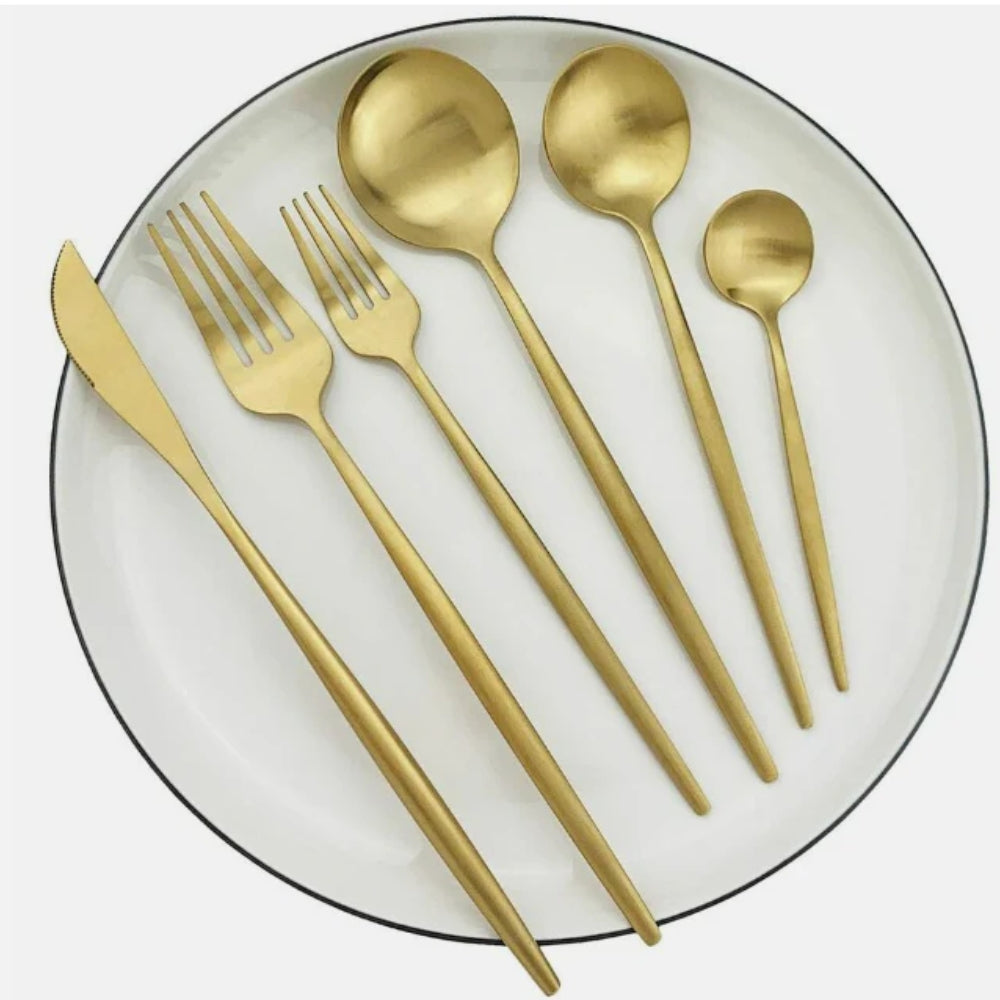 Minimalistisches Besteckset - Messer, Löffel und Gabeln für jede Mahlzeit