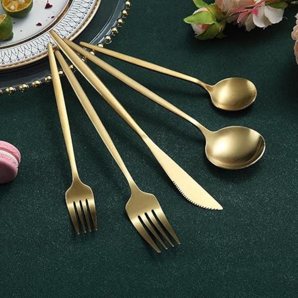 Minimalistisches Besteckset - Messer, Löffel und Gabeln für jede Mahlzeit