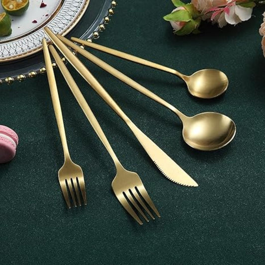 Minimalistisches Besteckset - Messer, Löffel und Gabeln für jede Mahlzeit
