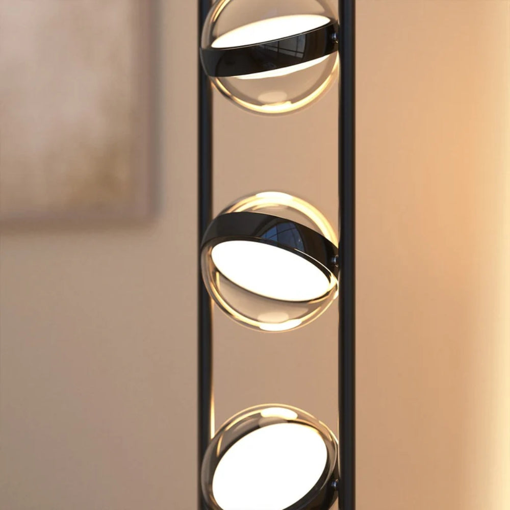 Moderne LED-Stehlampe – 3 Glaskugeln