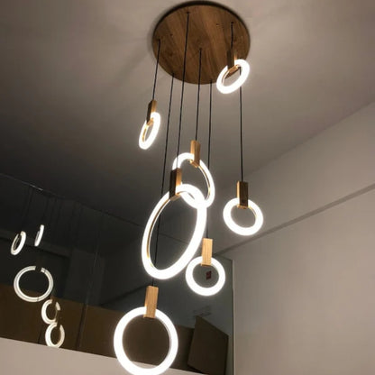 Moderne Treppenhaus-Pendelleuchte - Verstellbare Multi-Ring LED-Beleuchtung