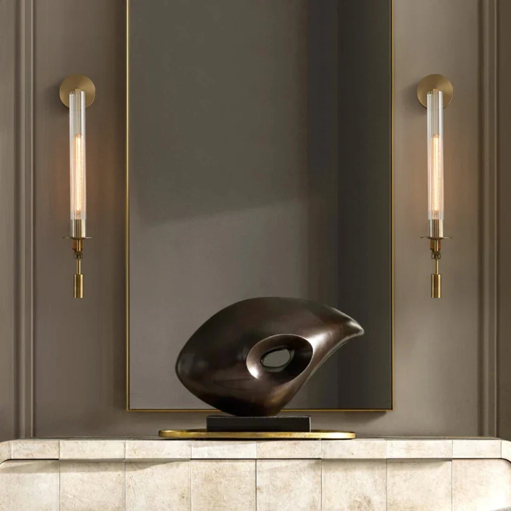 Moderner goldener Wandleuchter - Minimalistische Akzentbeleuchtung