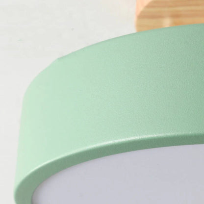 Nordische LED-Deckenleuchte – Halbeinbau mit Matter Schirmoptik