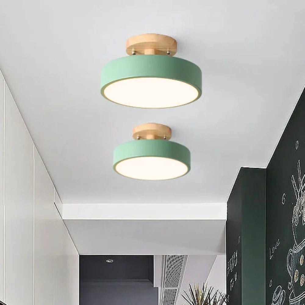 Nordische LED-Deckenleuchte – Halbeinbau mit Matter Schirmoptik