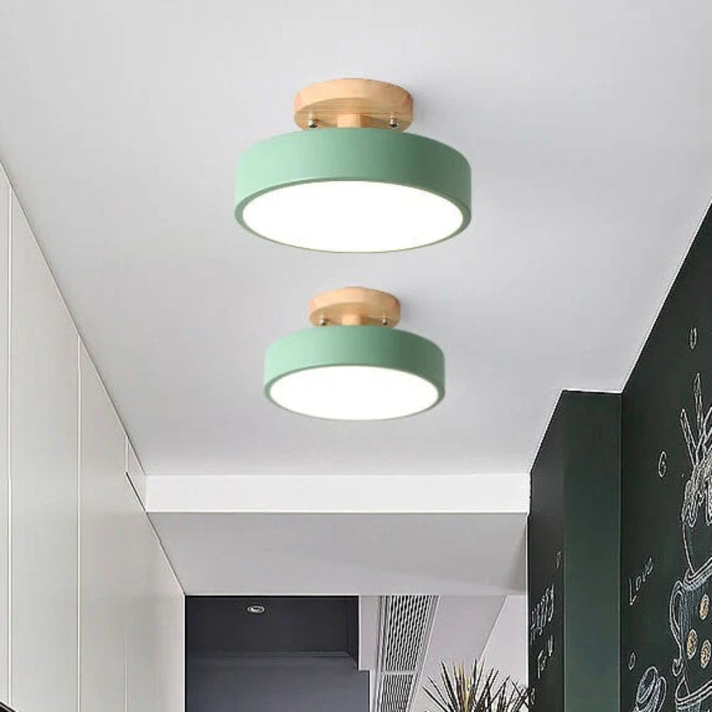 Nordische LED-Deckenleuchte – Halbeinbau mit Matter Schirmoptik