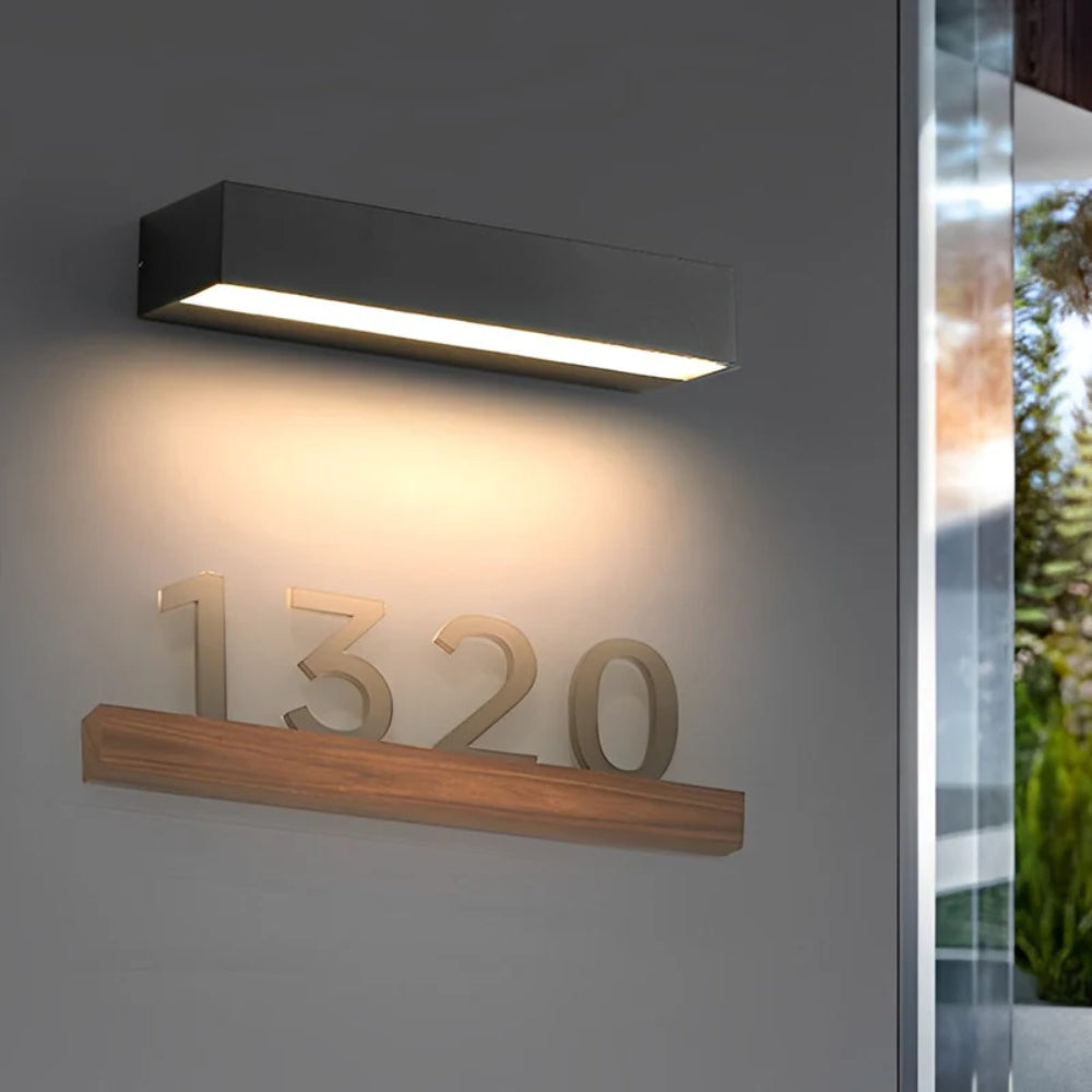 Rechteckige LED-Außenwandleuchte – Optionen in Warmweiß und Weiß