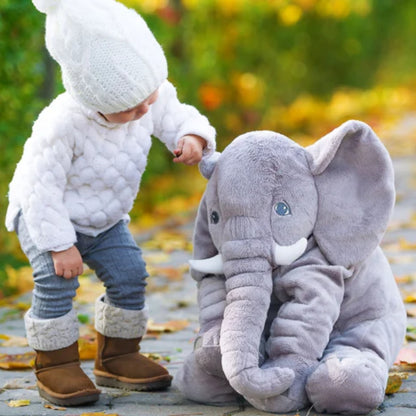 Schlafender Elefantenkissen – Kuscheltiere für Kinder