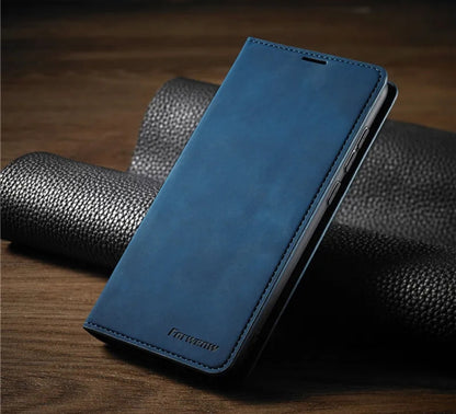 Handy-Schutzhülle - Magnetverschluss mit integrierten Taschen für iPhones