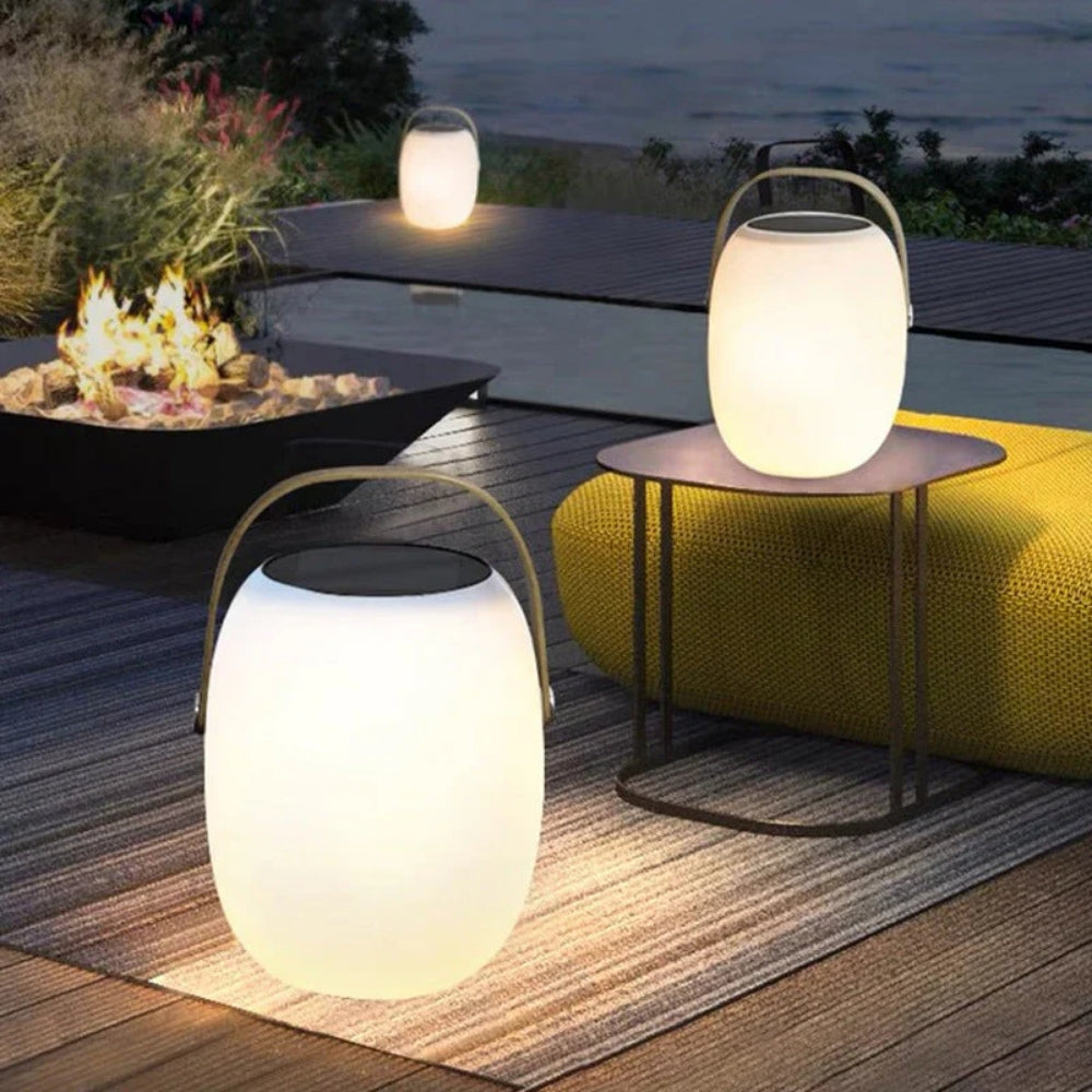 Solarbetriebene LED-Laterne – Wasserdichte Tragbare Außen-Stehlampe