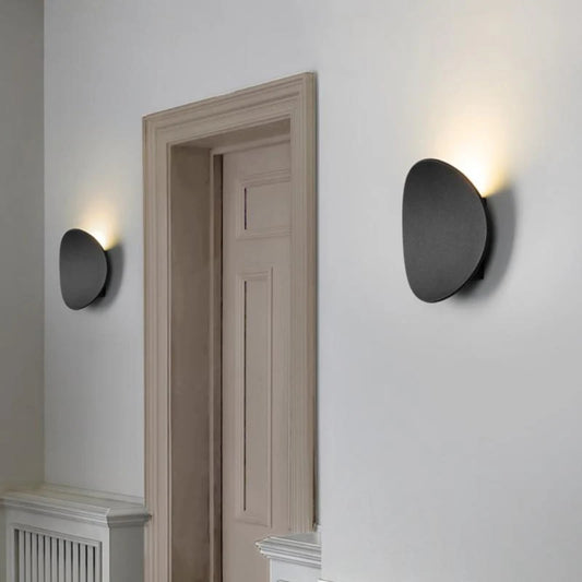 Sonneninspirierte LED-Wandleuchte – Runde Form